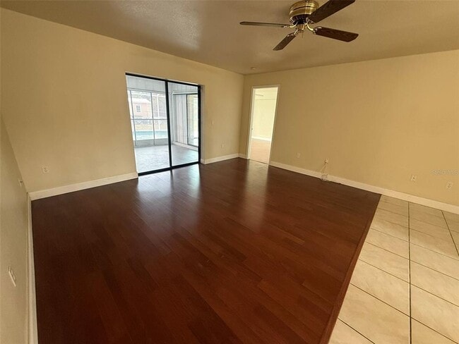 Building Photo - 1001 S Wapello St