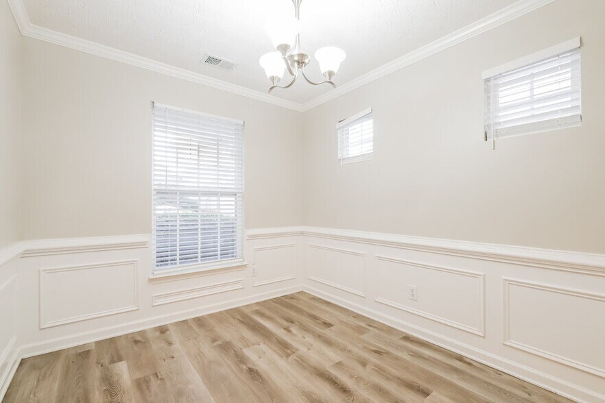 Building Photo - 79 Topaz Dr