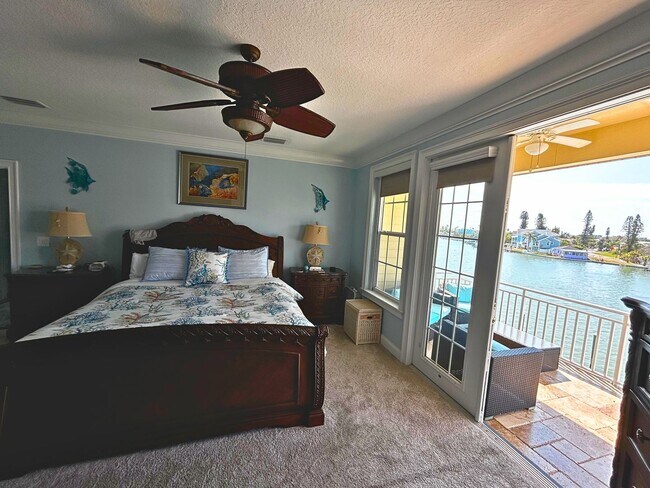 Building Photo - Available June 1st | Stunning Waterfront Home in Madeira Beach – 3 Bed / 3 Bath
