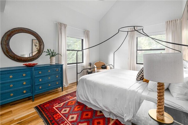 Building Photo - 119 Ashland Dr NE