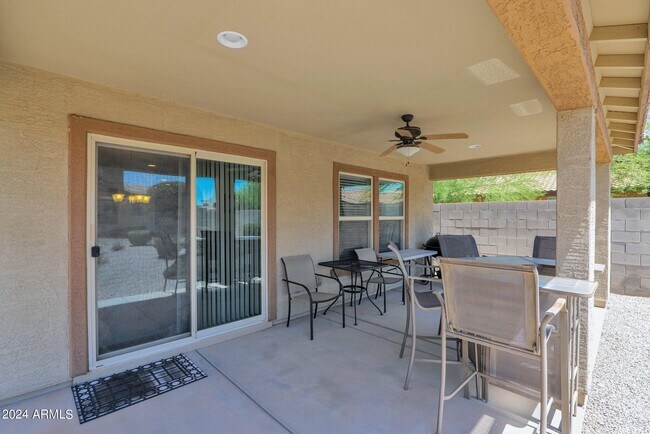Building Photo - 40911 W Tamara Ln