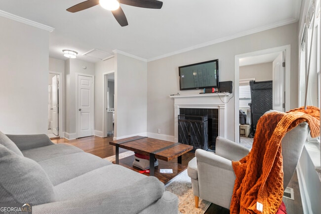 Building Photo - 1759 N Olympian Way SW