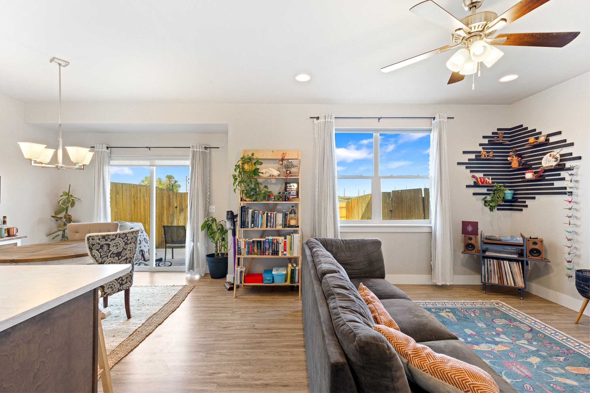 Building Photo - 201 13th St