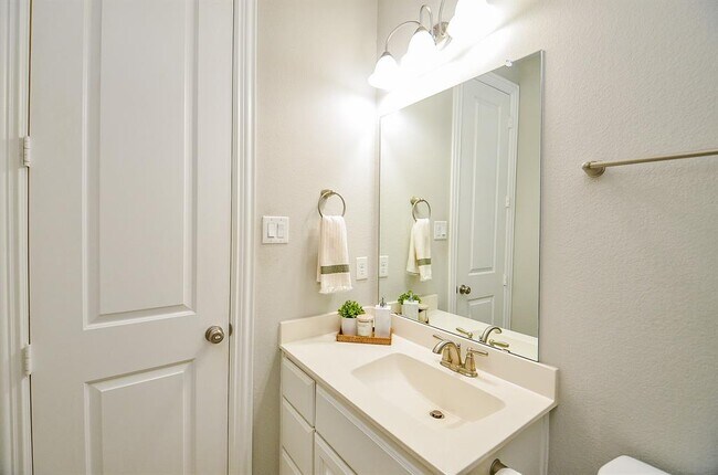 Building Photo - 27522 Blackstone Canyon Ln