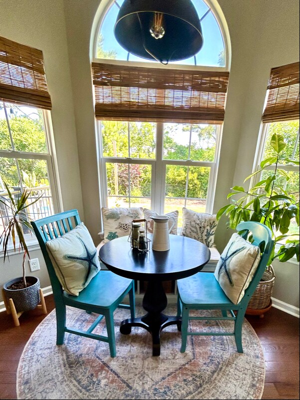 Building Photo - 8 Downing Ct SE