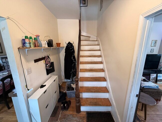 Building Photo - 7-9 Biltmore St