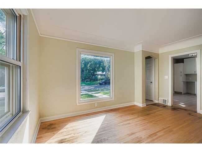 Building Photo - 837 Bidwell St