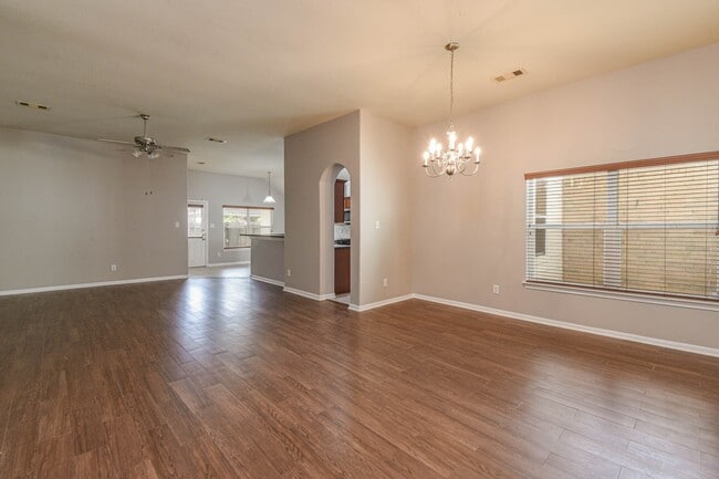 Building Photo - 13026 Echo Landing Dr