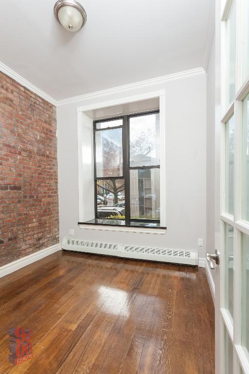 Building Photo - 219 E 28th St