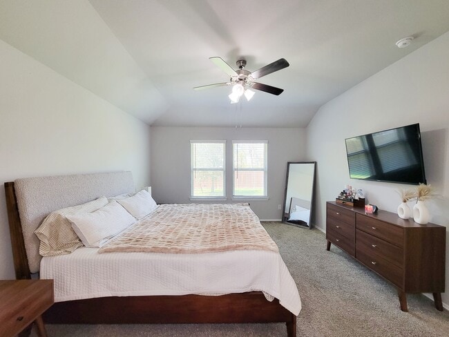 Building Photo - 2326 Strong Horse Dr