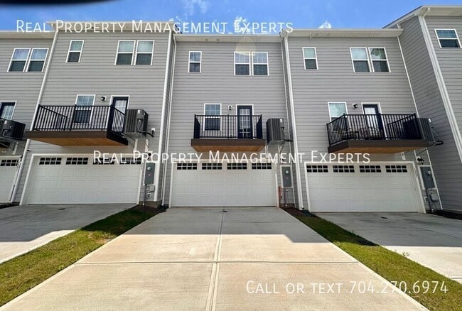 Building Photo - 1305 May Apple Dr