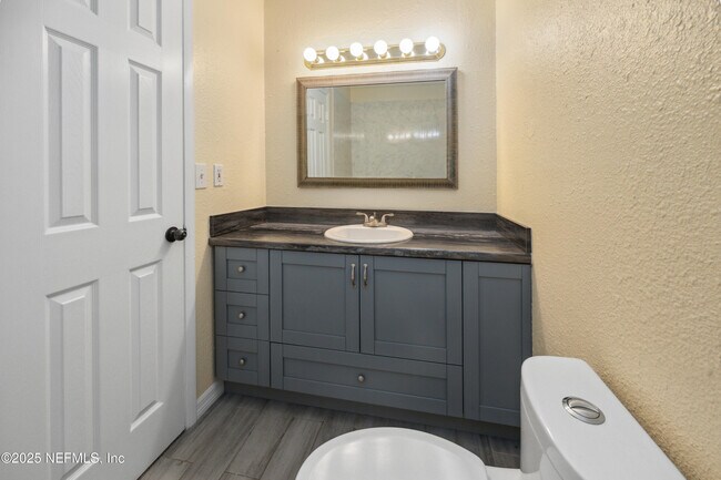 Building Photo - 695 A1A N