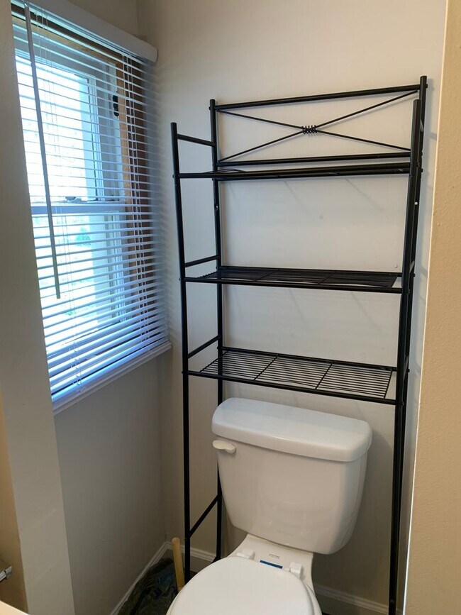 Building Photo - Cozy Home Minutes From Downtown Waynesville