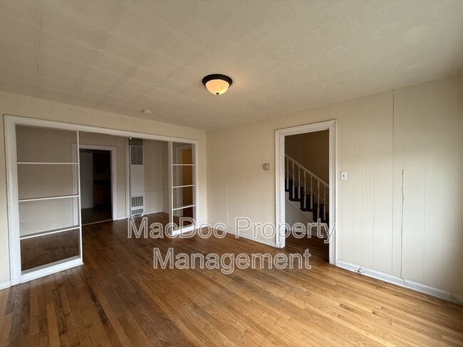 Building Photo - 107 Lafayette Blvd