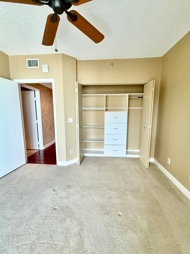 Building Photo - 1540 Gulf Blvd