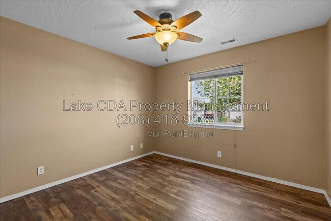 Building Photo - 8920 Torrey Ln