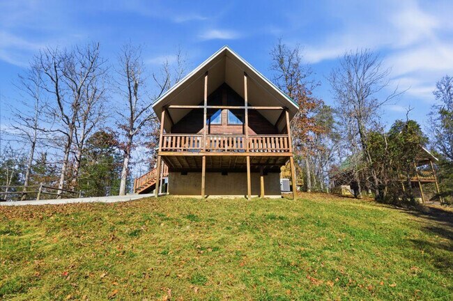 Building Photo - 2842 Easy St