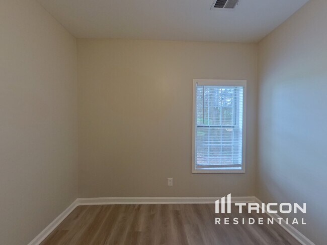 Building Photo - 124 Burleyson Dr