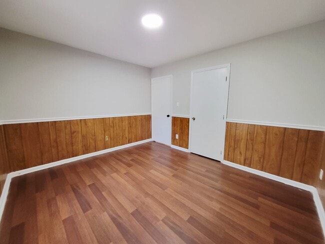 Building Photo - 4715 Cricklewood Ln