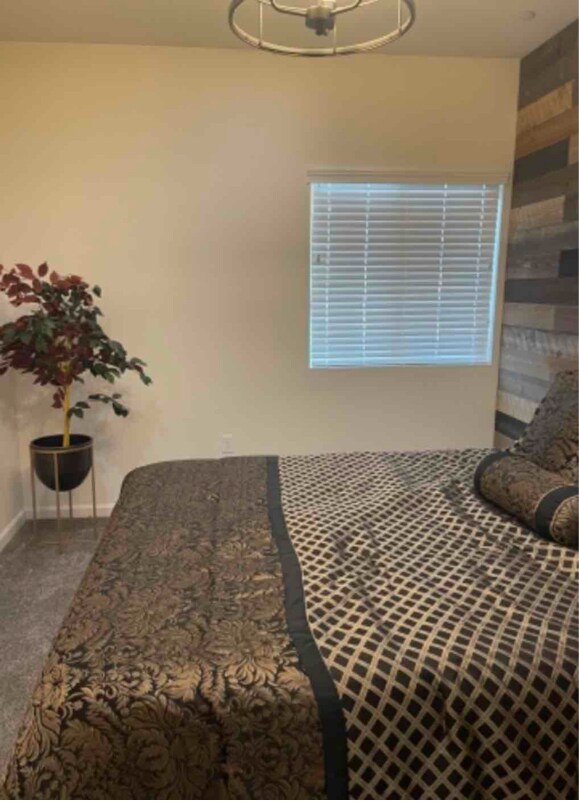 Building Photo - 2118 Iberian Ct