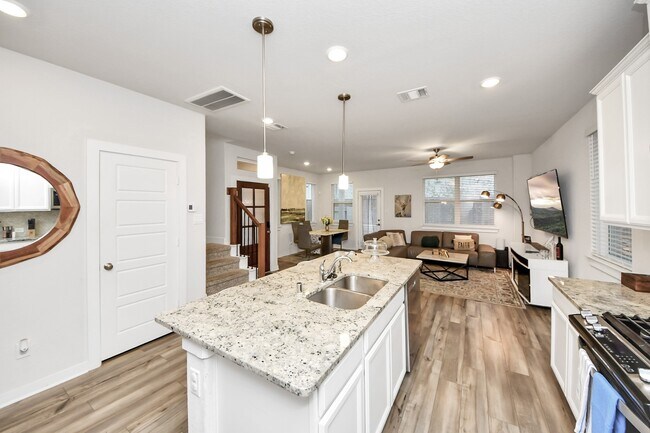 Building Photo - 8207 Rising Stream Dr
