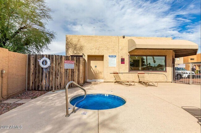 Building Photo - 11640 N 51st Ave
