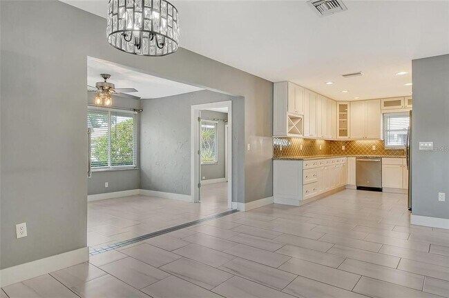 Building Photo - 2332 Canalbluff Pl
