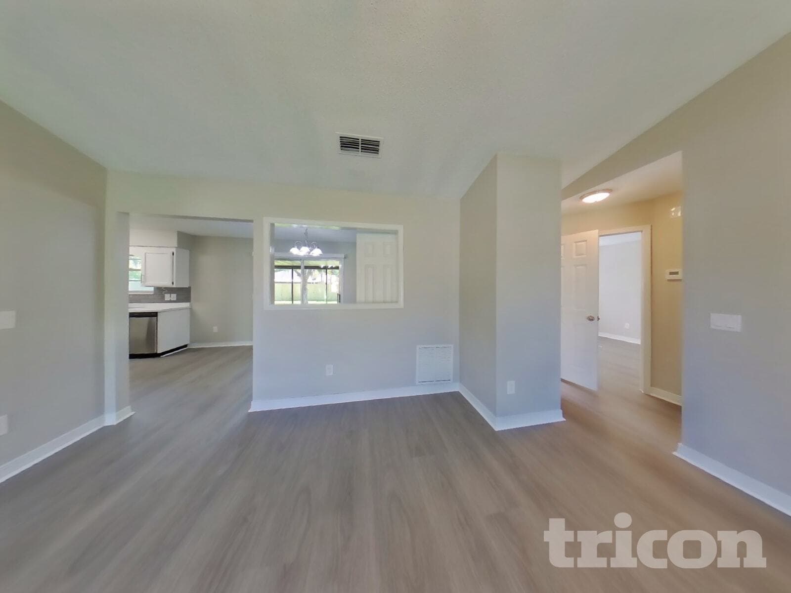 Building Photo - 1715 Farm Way