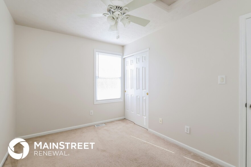 Building Photo - 10201 Red Clover Ct