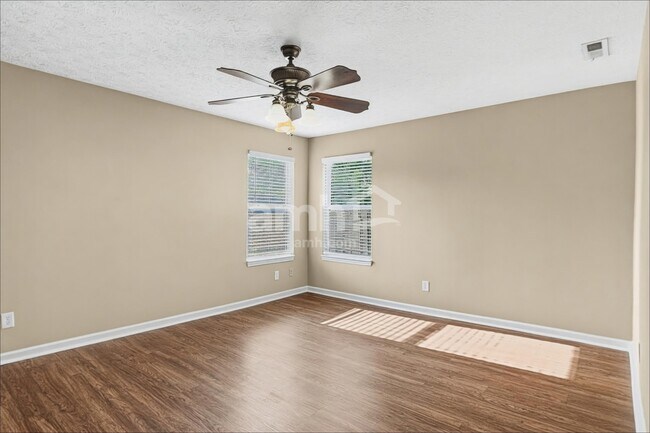 Building Photo - 2521 Monarchy Ln