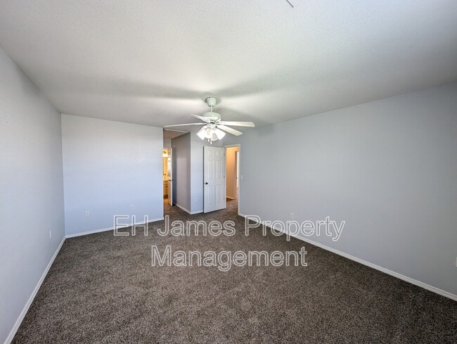 Building Photo - 6945 E 46th Pl