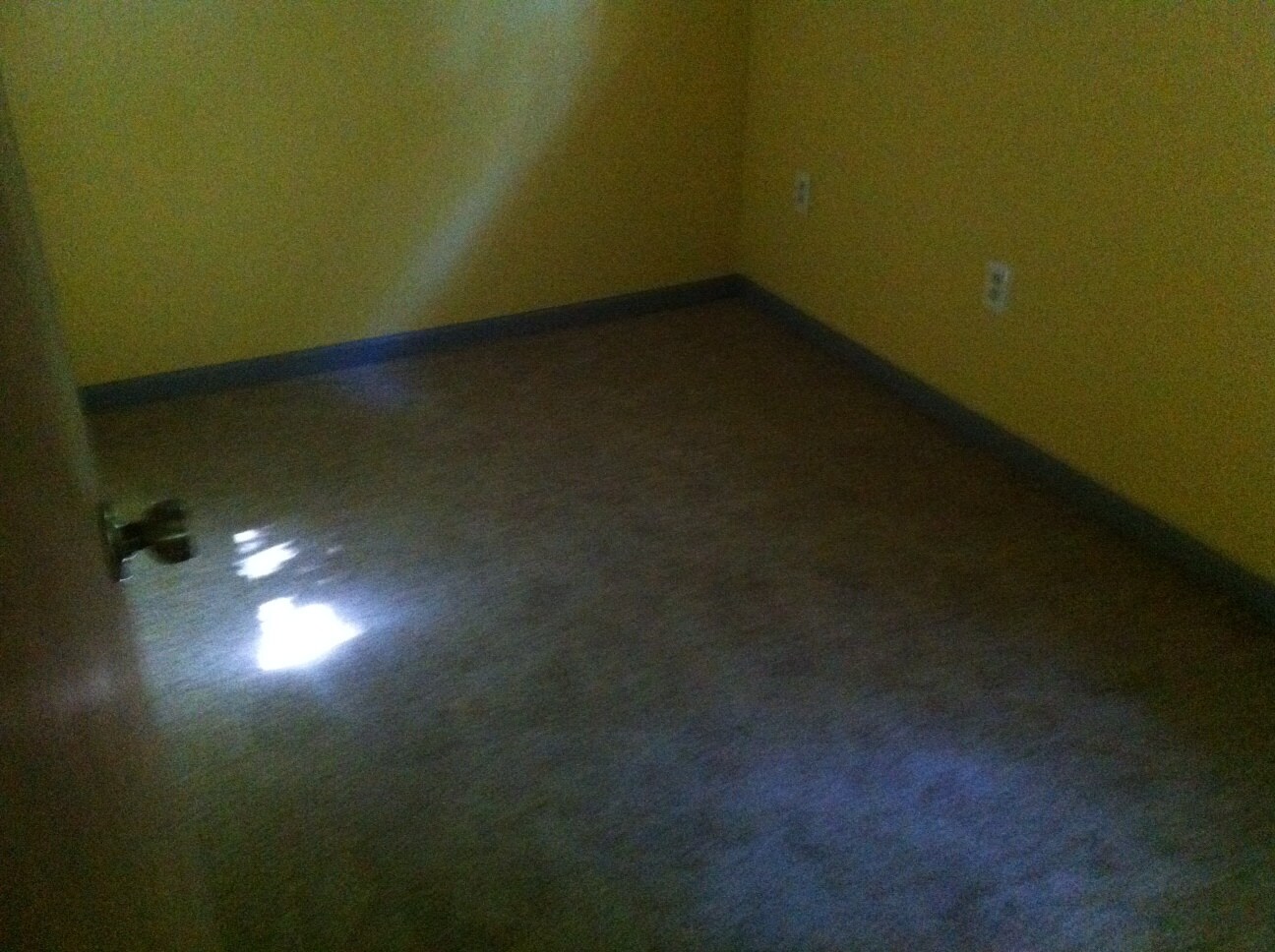 down stairs small room - 1110 S 900 E