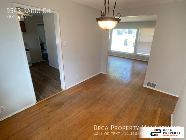 Building Photo - 2 Bedroom House