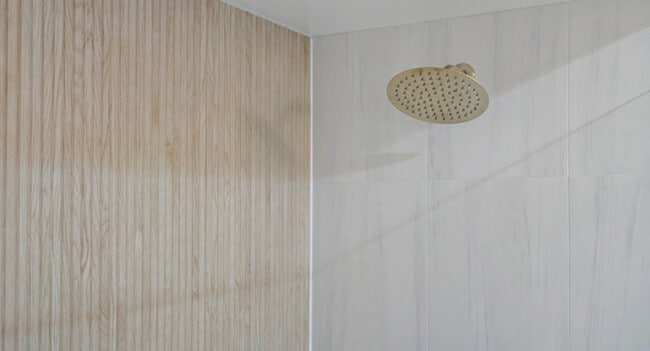 Building Photo - 3590 Water St NW