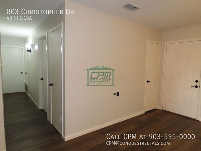 Building Photo - 803 Christopher St