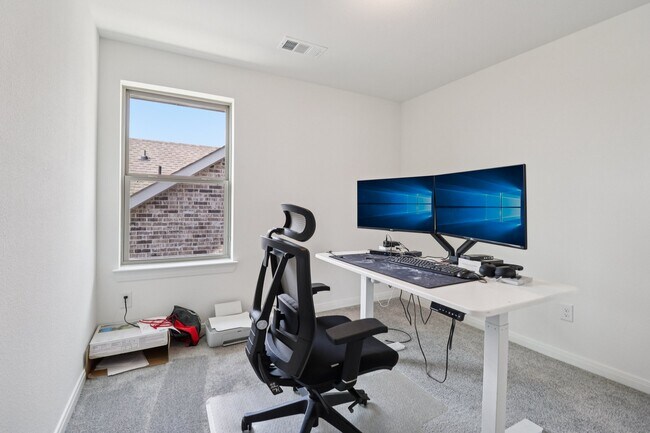 Building Photo - 9032 Winding Crk Dr