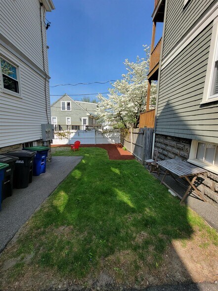 Building Photo - 33 Electric Ave