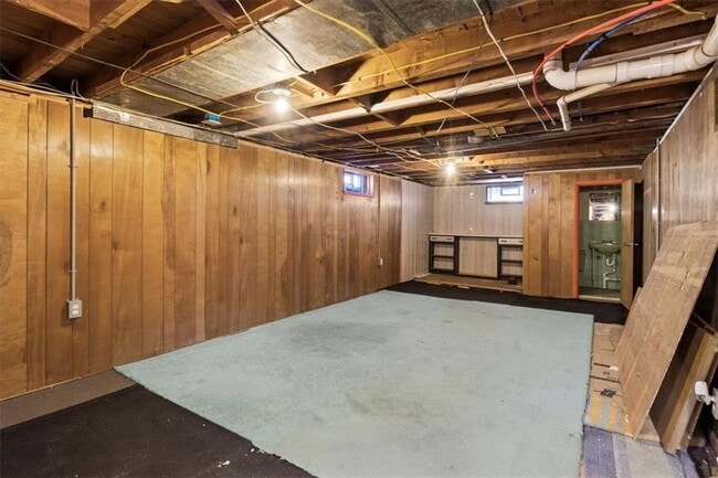 Building Photo - 45 Marsden Rd