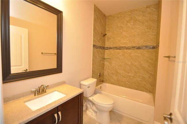 Building Photo - 226 Coral Reef Ct N