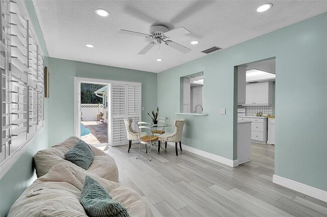 Building Photo - 2705 Roosevelt St