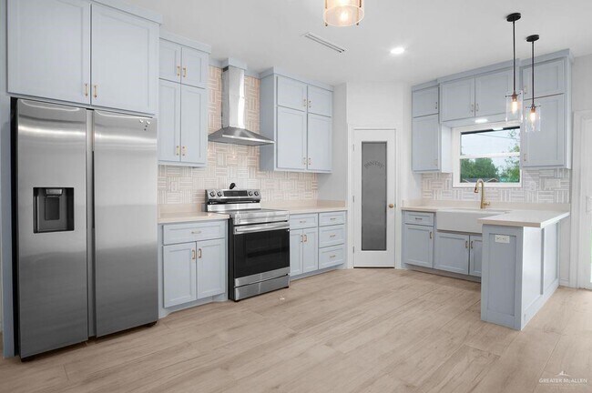 Building Photo - 24 Los Pinos Ln