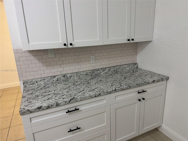 Building Photo - 7205 NW 76th Pl