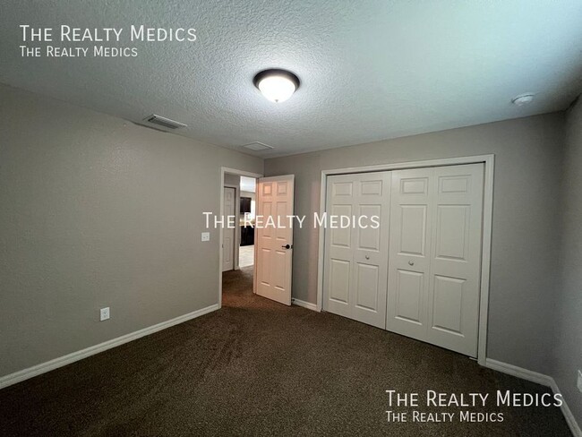 Building Photo - 325 Malauka Loop