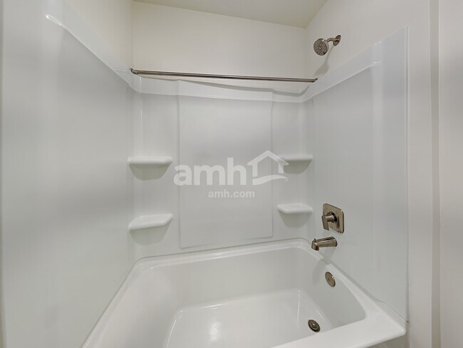 Building Photo - 2615 W 3290 S