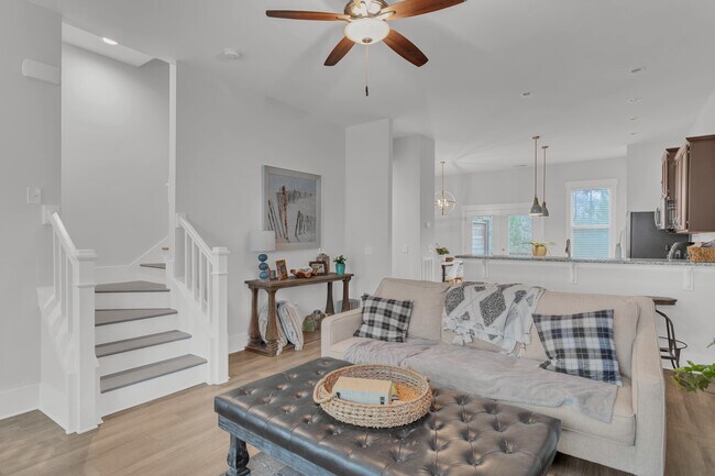 Primary Photo - 3651 Watch Hill Way