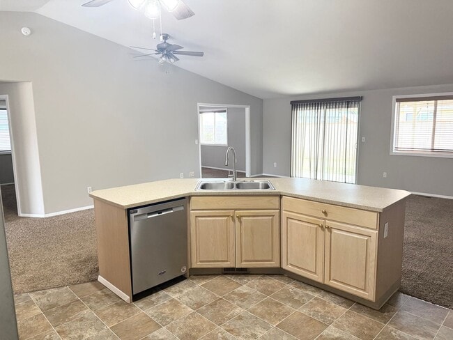 Building Photo - Charming One-Level Ranch in Peaceful Battle Ground Neighborhood