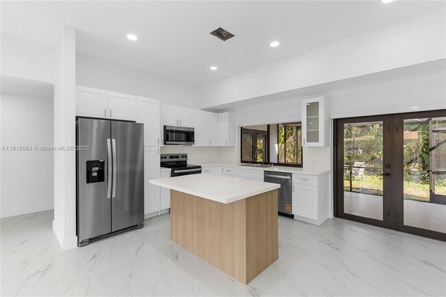 Building Photo - 2149 NW 85th Ln