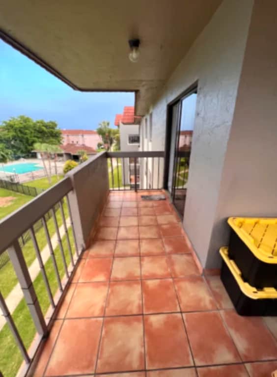 Building Photo - 1101 SW 122nd Ave