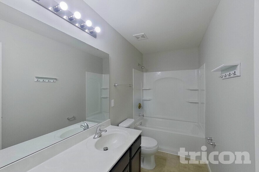 Building Photo - 73 Bottle Brook Ct