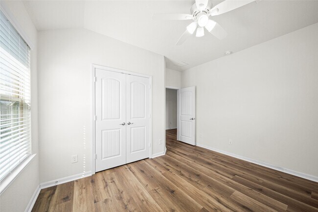 Building Photo - 5815 River Timber Trl